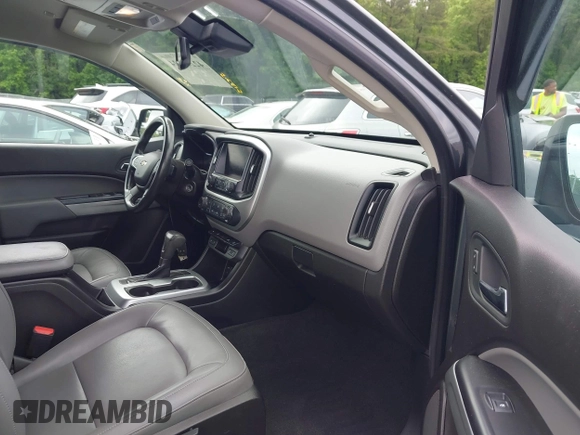 2017 Chevrolet Colorado 2WD LT z VIN 1GCGSCEN1H1227072, wystawiony jako IAAI lot #42247224 z przebiegiem 79 541 mil mil oraz . Historia ofert i sprzedaży dostępna na DreamBid. Obrazek 5.