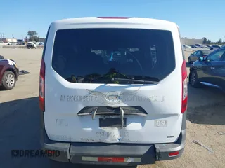 2015 Ford Transit Connect XL z VIN NM0GE9E74F1175703, wystawiony jako IAAI lot #42335351 z przebiegiem 416 622 mil mil oraz . Historia ofert i sprzedaży dostępna na DreamBid. Obrazek 16.