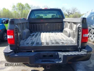 2006 Ford F-150 STX z VIN 1FTRX02W56KB40160, wystawiony jako IAAI lot #41992886 z przebiegiem 107 910 mil mil oraz . Historia ofert i sprzedaży dostępna na DreamBid. Obrazek 17.