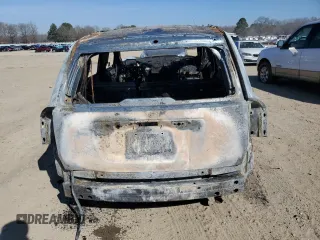 2016 Jeep Compass 75th Anniversary with VIN 1C4NJCBB9GD801449, listed as a Copart auction lot 47311325 with 0 mi miles and Salvage Title. Bid and sale history available at carsss.com. Image 6.