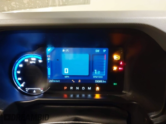 2021 Ford Bronco z VIN 1FMEE5DP0MLA64549, wystawiony jako IAAI lot #41719646 z przebiegiem 33 089 mil mil oraz . Historia ofert i sprzedaży dostępna na DreamBid. Obrazek 7.