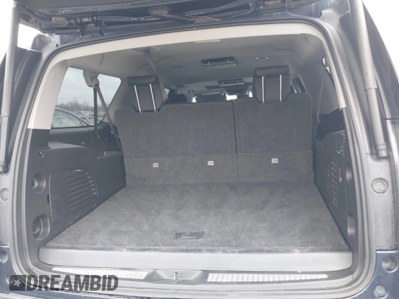 2017 GMC Yukon XL SLT with VIN 1GKS1GKC0HR319058, listed as a IAAI auction lot 41667612 with 116,695 mi miles and . Bid and sale history available at carsss.com. Image 8.