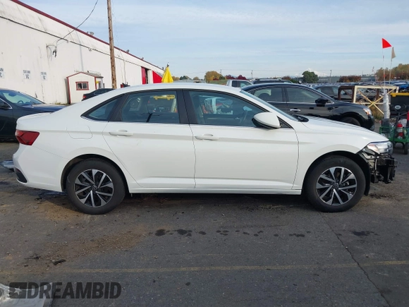 2022 Volkswagen Jetta with VIN 3VWNM7BU0NM020740, listed as a IAAI auction lot 40719285 with 43,570 mi miles and . Bid and sale history available at DreamBid. Image 14.