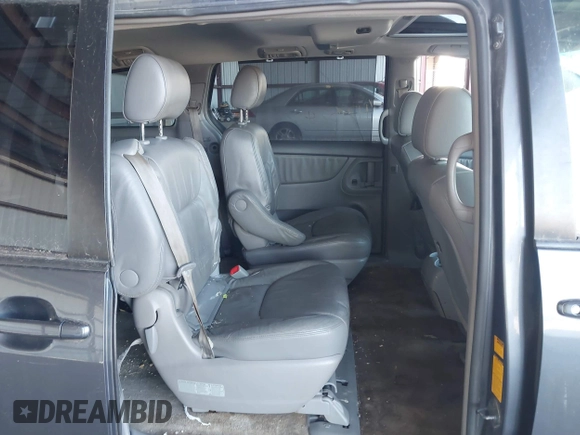2006 Toyota Sienna XLE with VIN 5TDZA22CX6S564350, listed as a IAAI auction lot 41795214 with 282,234 mi miles. Bid and sale history available at carsss.com. Image 8.