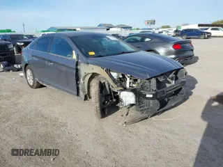 2019 Hyundai Sonata SE with VIN 5NPE24AF0KH774328, listed as a IAAI auction lot 41083370 with 84,196 mi miles. Bid and sale history available at carsss.com. Image 1.