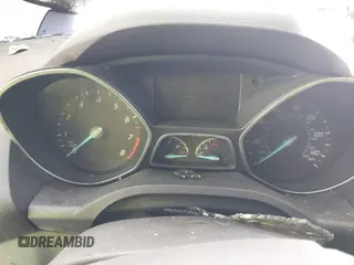 2016 Ford Escape SE z VIN 1FMCU0G76GUA61050, wystawiony jako IAAI lot #42171320 z przebiegiem Nie podano mil oraz . Historia ofert i sprzedaży dostępna na DreamBid. Obrazek 7.