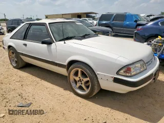1989 Ford Mustang with VIN 1FABP41E3KF176536, listed as a Copart auction lot 58233075 with 17,202 mi miles and Salvage title. Bid and sale history available at DreamBid. Image 4.