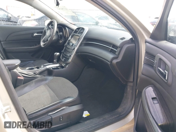2016 Chevrolet Malibu Limited LT with VIN 1G11C5SAXGF154374, listed as a IAAI auction lot 41754765 with 119,281 mi miles. Bid and sale history available at carsss.com. Image 5.