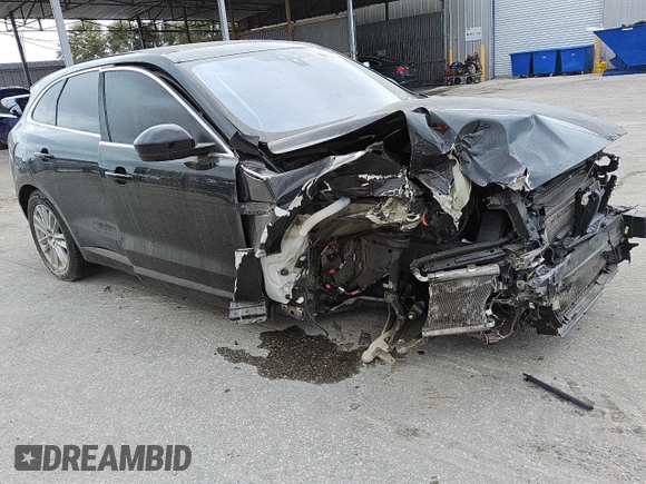2020 Jaguar F-Pace 30t Prestige with VIN SADCK2GX1LA637956, listed as a Copart auction lot 44111515 with 81,307 mi miles and Salvage Title. Bid and sale history available at DreamBid. Image 4.