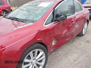 2014 Buick Verano Leather Group with VIN 1G4PS5SK6E4121597, listed as a IAAI auction lot 41904850 with 116,905 mi miles. Bid and sale history available at carsss.com. Image 6.