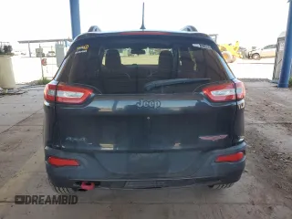 2015 Jeep Cherokee Trailhawk z VIN 1C4PJMBB9FW626895, wystawiony jako Copart lot #54787895 z przebiegiem 108 339 mil mil oraz Szkoda całkowita • Salvage title. Historia ofert i sprzedaży dostępna na DreamBid. Obrazek 6.
