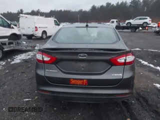 2015 Ford Fusion S Hybrid with VIN 3FA6P0UU2FR102241, listed as a IAAI auction lot 41003479 with 88,020 mi miles. Bid and sale history available at carsss.com. Image 15.