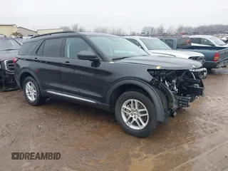 2025 Ford Explorer Active z VIN 1FMUK8DH4SGA45541, wystawiony jako IAAI lot #41492974 z przebiegiem 594 mil mil oraz . Historia ofert i sprzedaży dostępna na DreamBid. Obrazek 1.