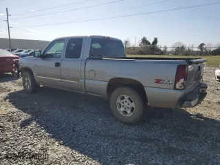 2003 Chevrolet Silverado 1500 LS with VIN 2GCEK19T331105322, listed as a Copart auction lot 45475715 with 381,638 mi miles and Salvage Title. Bid and sale history available at carsss.com. Image 2.