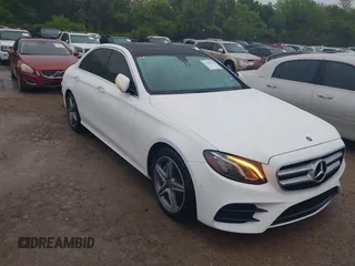 2018 Mercedes-Benz E 300 with VIN WDDZF4JB6JA388852, listed as a IAAI auction lot 41960710 with 64,439 mi miles and . Bid and sale history available at DreamBid. Image 1.