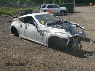 2013 Nissan 370Z z VIN JN1AZ4EH1DM880904, wystawiony jako Copart lot #58419485 z przebiegiem Nie podano mil oraz Nie do naprawy. Historia ofert i sprzedaży dostępna na DreamBid. Obrazek 4.