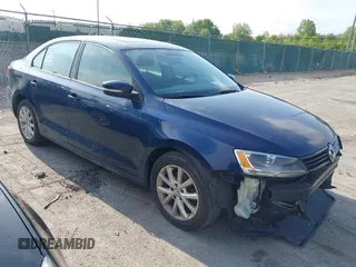 2011 Volkswagen Jetta SE z VIN 3VWDZ7AJ4BM324511, wystawiony jako IAAI lot #42355964 z przebiegiem 122 509 mil mil oraz . Historia ofert i sprzedaży dostępna na DreamBid. Obrazek 1.