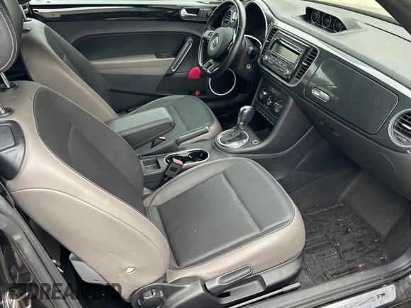 2014 Volkswagen Beetle with VIN 3VW7S7AT3EM800609, listed as a Copart auction lot 81752234 with Not Provided miles and Clean Title. Bid and sale history available at DreamBid. Image 5.