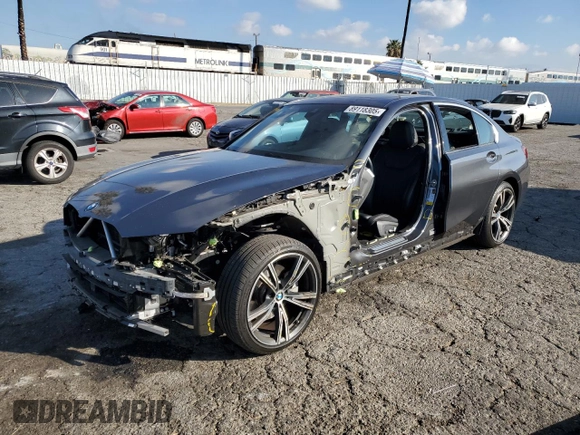 2022 BMW 3 Series 330i with VIN 3MW5R1J01N8C41916, listed as a Copart auction lot 89118305 with 20,149 mi miles and Salvage Title. Bid and sale history available at carsss.com. Image 1.