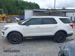 2019 Ford Explorer XLT with VIN 1FM5K7D84KGB01752, listed as a IAAI auction lot 42423239 with 97,861 mi miles and . Bid and sale history available at DreamBid. Image 15.
