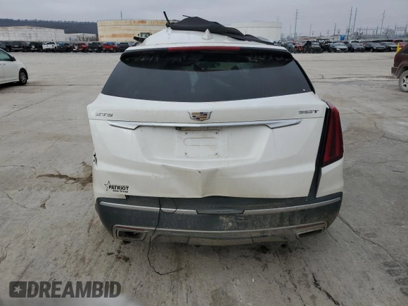 2021 Cadillac XT5 FWD Premium Luxury z VIN 1GYKNCR41MZ154357, wystawiony jako Copart lot #86819564 z przebiegiem Nie podano mil oraz Nie do naprawy • Non repairable. Historia ofert i sprzedaży dostępna na DreamBid. Obrazek 6.