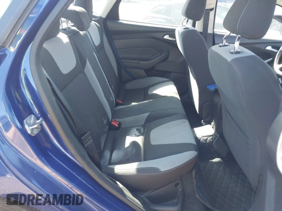 2012 Ford Focus SE with VIN 1FAHP3F27CL248182, listed as a IAAI auction lot 41875527 with 105,075 mi miles. Bid and sale history available at carsss.com. Image 8.