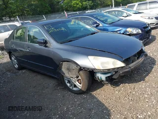 2007 Honda Accord LX SE с VIN JHMCM56317C017185, выставлен на аукционе IAAI как лот 42575505 с пробегом Не указан миль и . История ставок и продаж доступна на DreamBid. Изображение 1.