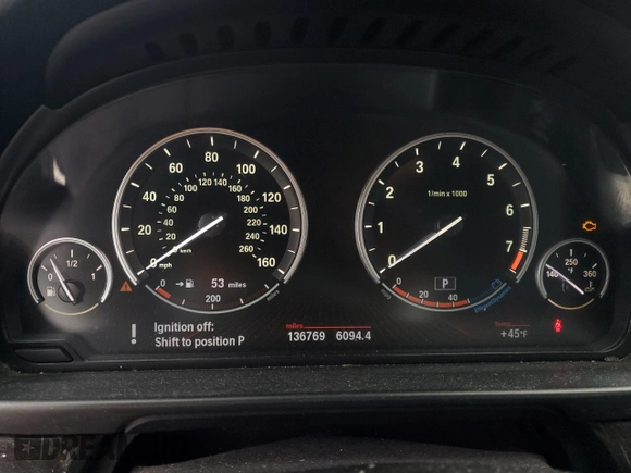 2012 BMW 5 Series 550i with VIN WBAFR9C58CDX78939, listed as a Copart auction lot 44318425 with 136,769 mi miles and Clean Title. Bid and sale history available at carsss.com. Image 9.