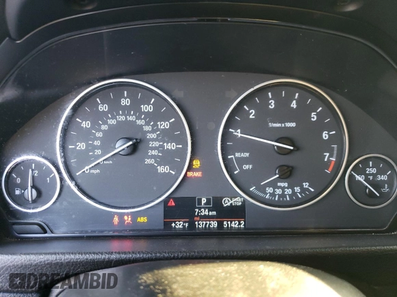 2015 BMW 3 Series 320i xDrive with VIN WBA3C3C55FP664532, listed as a Copart auction lot 47163305 with 137,739 mi miles and Clean Title. Bid and sale history available at carsss.com. Image 9.