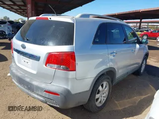 2011 Kia Sorento LX with VIN 5XYKT4A16BG132997, listed as a IAAI auction lot 41506685 with 311,129 mi miles. Bid and sale history available at carsss.com. Image 4.