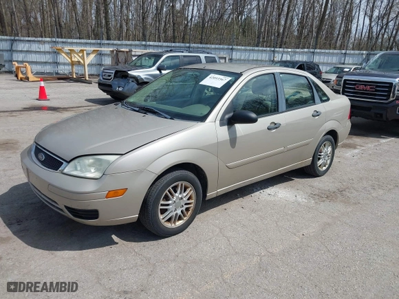 2007 Ford Focus S with VIN 1FAFP34N17W103292, listed as a IAAI auction lot 42093567 with 126,183 mi miles. Bid and sale history available at carsss.com. Image 2.