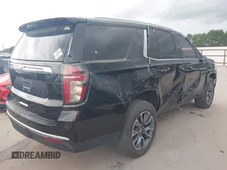 2021 Chevrolet Tahoe LT z VIN 1GNSCNKD5MR282271, wystawiony jako IAAI lot #42705493 z przebiegiem 68 280 mil mil oraz . Historia ofert i sprzedaży dostępna na DreamBid. Obrazek 4.