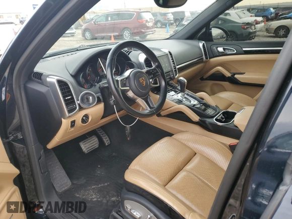 2017 Porsche Cayenne S z VIN WP1AB2A20HLA53039, wystawiony jako Copart lot #85044834 z przebiegiem 56 737 mil mil oraz Szkody całkowita. Historia ofert i sprzedaży dostępna na DreamBid. Obrazek 7.