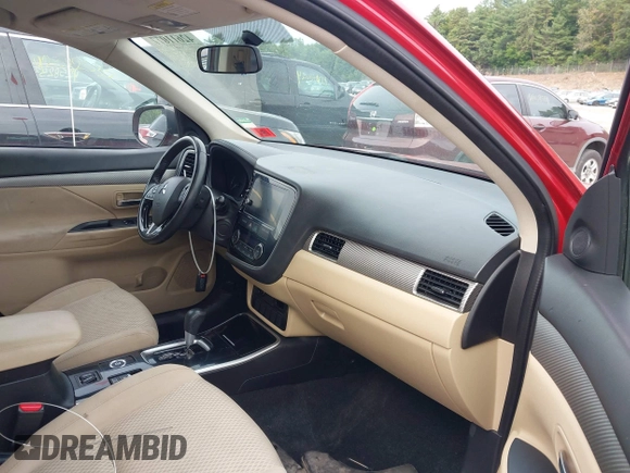 2017 Mitsubishi Outlander SE z VIN JA4AZ3A3XHZ059420, wystawiony jako IAAI lot #42611077 z przebiegiem 130 406 mil mil oraz . Historia ofert i sprzedaży dostępna na DreamBid. Obrazek 5.