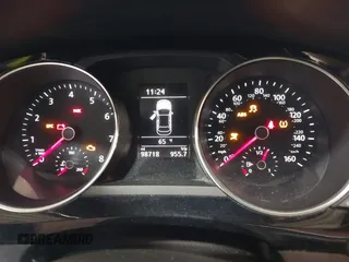 2015 Volkswagen Jetta Sedan 2.0T GLI SE with VIN 3VW5T7AJ0FM275867, listed as a IAAI auction lot 42133491 with 98,718 mi miles. Bid and sale history available at carsss.com. Image 7.