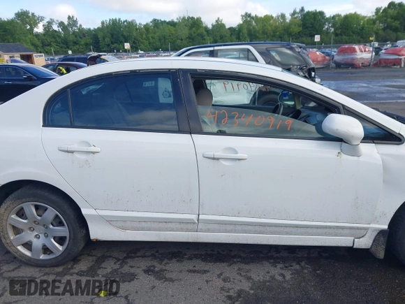 2009 Honda Civic LX z VIN 2HGFA16569H342000, wystawiony jako IAAI lot #42340919 z przebiegiem 214 370 mil mil oraz . Historia ofert i sprzedaży dostępna na DreamBid. Obrazek 14.