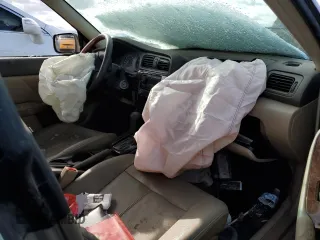 2004 Subaru Legacy Outback VDC z VIN 4S3BH896347619003, wystawiony jako Copart lot #87943985 z przebiegiem Nie podano mil oraz Szkoda całkowita • Salvage title. Historia ofert i sprzedaży dostępna na DreamBid. Obrazek 8.