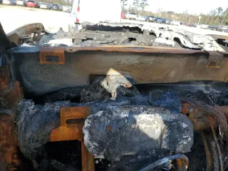 2021 Chevrolet Colorado 4WD Z71 z VIN 1GCGTDENXM1168262, wystawiony jako Copart lot #48330685 z przebiegiem Nie podano mil oraz Nie do naprawy • Non repairable. Historia ofert i sprzedaży dostępna na DreamBid. Obrazek 9.