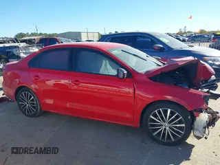 2016 Volkswagen Jetta Sport с VIN 3VWD17AJXGM318744, выставлен на аукционе IAAI как лот 41048705 с пробегом Не указан миль и . История ставок и продаж доступна на DreamBid. Изображение 12.