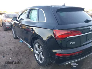 2021 Audi Q5 Prestige with VIN WA1CAAFY4M2101060, listed as a IAAI auction lot 41049047 with 51,712 mi miles. Bid and sale history available at carsss.com. Image 3.