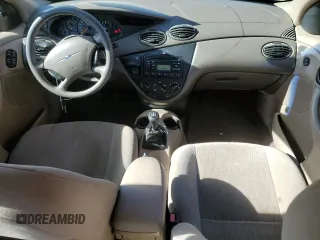 2000 Ford Focus SE with VIN 1FAFP34P1YW209258, listed as a Copart auction lot 44215585 with 95,562 mi miles and Clean Title. Bid and sale history available at carsss.com. Image 8.