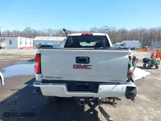 2017 GMC Sierra 2500HD Denali with VIN 1GT12UEG1HF166208, listed as a IAAI auction lot 41806983 with 144,862 mi miles. Bid and sale history available at carsss.com. Image 16.