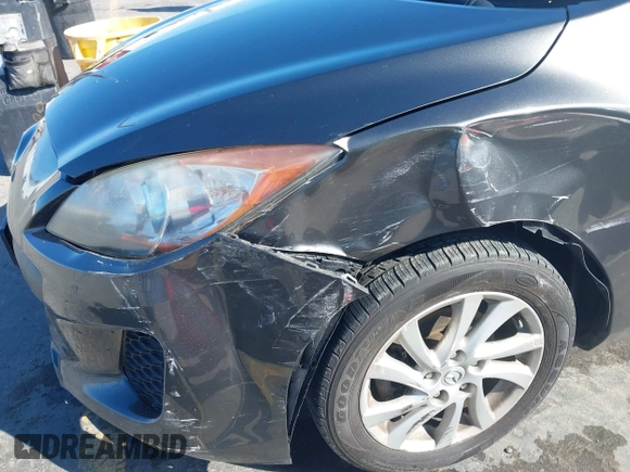 2012 Mazda Mazda3 i Touring with VIN JM1BL1L71C1529437, listed as a IAAI auction lot 41728946 with 179,907 mi miles. Bid and sale history available at carsss.com. Image 6.