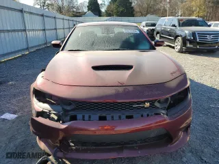 2022 Dodge Charger Scat Pack with VIN 2C3CDXGJ8NH119947, listed as a Copart auction lot 83076284 with 18,092 mi miles and Salvage Title. Bid and sale history available at carsss.com. Image 5.