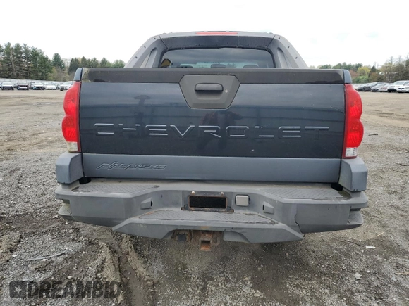 2003 Chevrolet Avalanche z VIN 3GNEK13T83G347238, wystawiony jako Copart lot #53106335 z przebiegiem 264 782 mil mil oraz Czysty tytuł • Clean title. Historia ofert i sprzedaży dostępna na DreamBid. Obrazek 6.