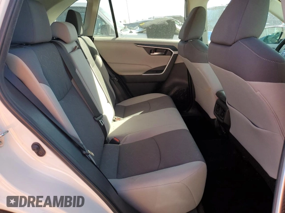 2020 Toyota RAV4 XLE with VIN 2T3P1RFV8LW087519, listed as a Copart auction lot 50540315 with 85,284 mi miles and Salvage Title. Bid and sale history available at DreamBid. Image 11.
