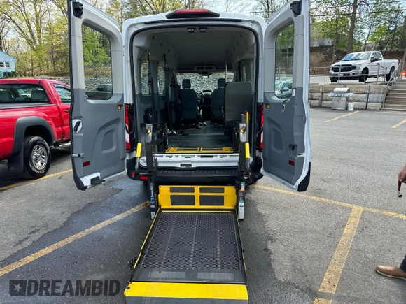 2019 Ford Transit XL with VIN 1FDZX2CM6KKB27948, listed as a Copart auction lot 55932665 with 244,675 mi miles and Clean Title. Bid and sale history available at DreamBid. Image 5.