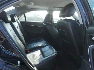 2010 Lincoln MKZ with VIN 3LNHL2GC6AR609449, listed as a Copart auction lot 49660735 with 100,527 mi miles and Salvage title. Bid and sale history available at DreamBid. Image 10.