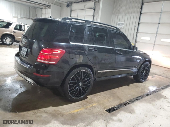 2015 Mercedes-Benz GLK-Class GLK 350 with VIN WDCGG5HB5FG382730, listed as a Copart auction lot 45935845 with 152,395 mi miles and Salvage Title. Bid and sale history available at carsss.com. Image 3.