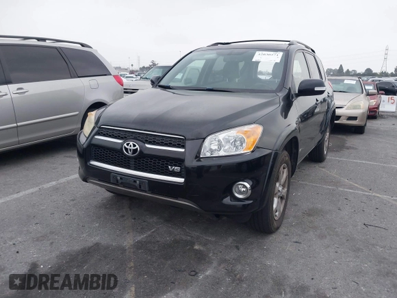 2009 Toyota RAV4 Ltd with VIN JTMZK31VX9D001644, listed as a IAAI auction lot 42030571 with 186,844 mi miles. Bid and sale history available at carsss.com. Image 17.